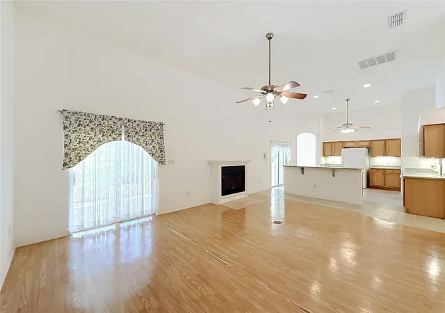 Photo 4 of Single family home for sale at 4431 Nottoway Dr, Leesburg, FL 34748 | MLS# G5118423 | Listing updated on 2026-10-02