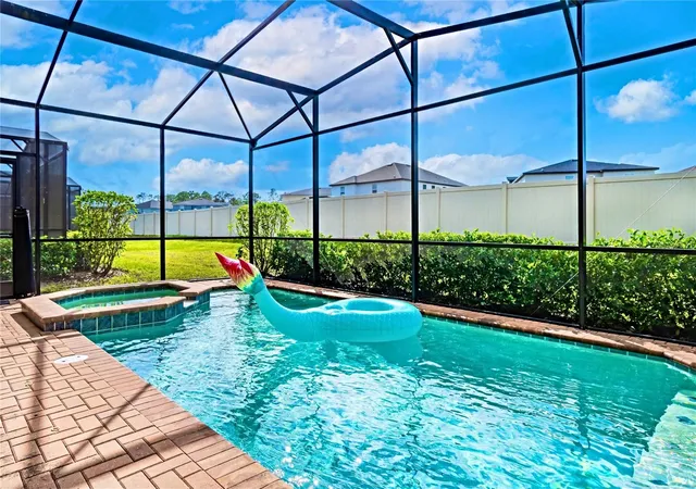 Photo 3 of Single family home for sale at 1732 Lima Ave, Kissimmee, FL 34747 | MLS# O6446009 | Listing updated on 2026-09-30
