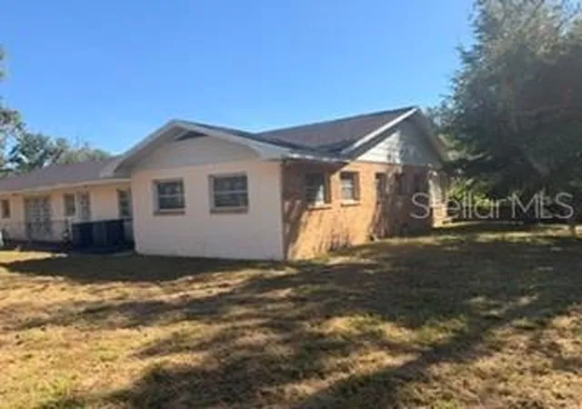 Photo 1 of Single family home for sale at 530 Sw 23rd Avenue, Ocala, FL 34471 | MLS# OM733121 | Listing updated on 2026-10-08