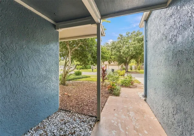 Photo 4 of Single family home for sale at 15801 Country Lake Dr, Tampa, FL 33624 | MLS# TB8553399 | Listing updated on 2026-10-03