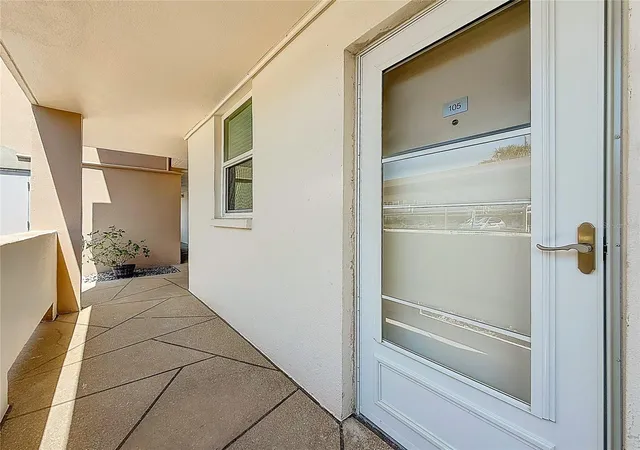 Photo 3 of Condo for sale at 7425 Bay Is Dr S #105, South Pasadena, FL 33707 | MLS# TB8553400 | Listing updated on 2026-10-02