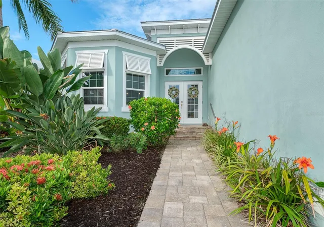 Photo 2 of Single family home for sale at 10406 Coquina Ct, Placida, FL 33946 | MLS# D6148982 | Listing updated on 2026-10-09