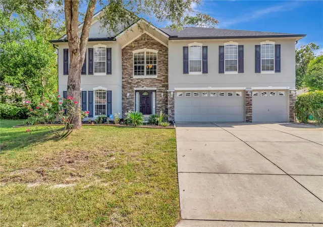 Photo 2 of Single family home for sale at 5 Mastic Ct W, Homosassa, FL 34446 | MLS# OM733124 | Listing updated on 2026-10-01