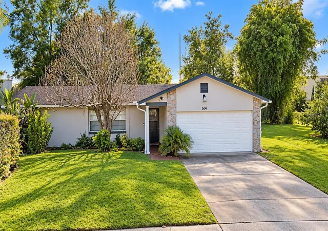 Photo 1 of Single family home for sale at 604 Riverwoods Cir, Orlando, FL 32825 | MLS# O6446016 | Listing updated on 2026-10-15
