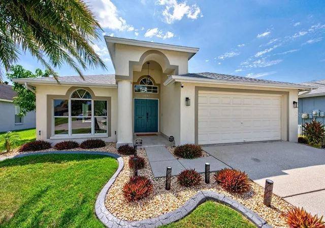 Photo 1 of Single family home for sale at 1802 Wakefield Dr, Brandon, FL 33511 | MLS# TB8553409 | Listing updated on 2026-10-12
