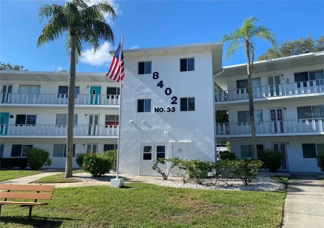 Condo for sale at 8402 111th Street #106, SEMINOLE, FL 33772 | MLS# TB8553414