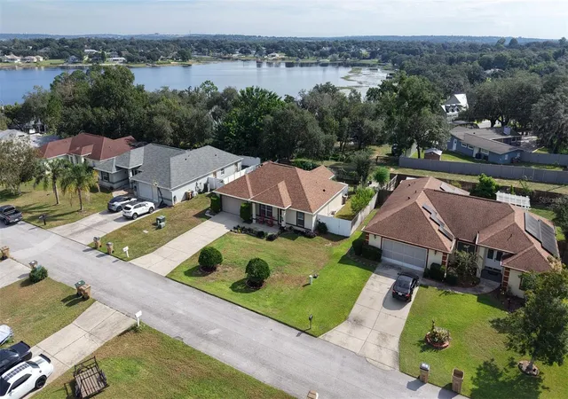 Single family home for sale at 10828 Crescent Ridge Loop, CLERMONT, FL 34711 | MLS# O6446021