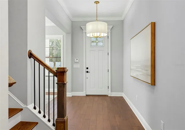 Photo 4 of Single family home for sale at 555 26th Avenue N, Saint Petersburg, FL 33704 | MLS# TB8553419 | Listing updated on 2026-10-22