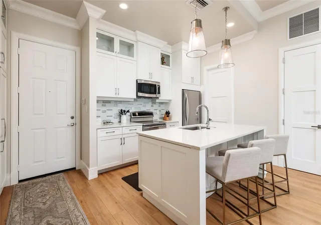 Photo 2 of Condo for sale at 700 S Harbour Is Blvd #825, Tampa, FL 33602 | MLS# TB8553421 | Listing updated on 2026-10-08