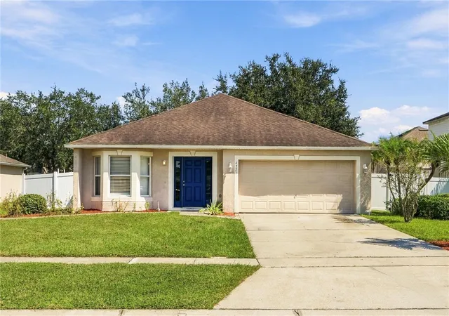 Photo 1 of Single family home for sale at 4721 Preserve Blvd, Saint Cloud, FL 34772 | MLS# S5158539 | Listing updated on 2026-09-30