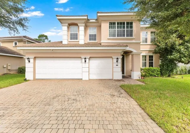 Photo 1 of Single family home for sale at 532 Crestwick Ct, Davenport, FL 33837 | MLS# O6446029 | Listing updated on 2026-10-07