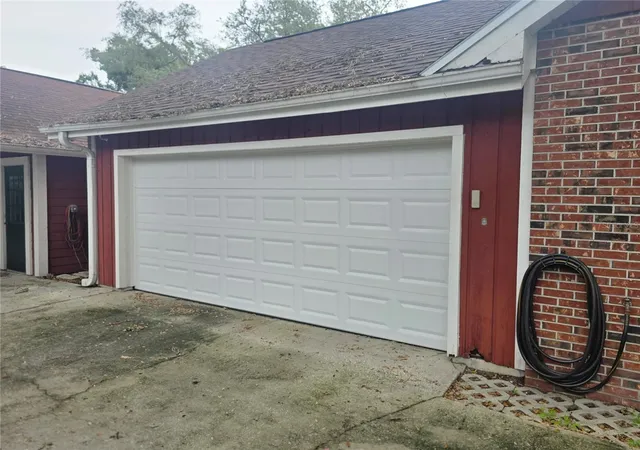 Photo 2 of Single family home for sale at 2219 Shadehill Ct, Tampa, FL 33612 | MLS# TB8553427 | Listing updated on 2026-10-20