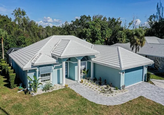 Photo 1 of Single family home for sale at 2501 Englewood Rd, Englewood, FL 34223 | MLS# N6145999 | Listing updated on 2026-10-02