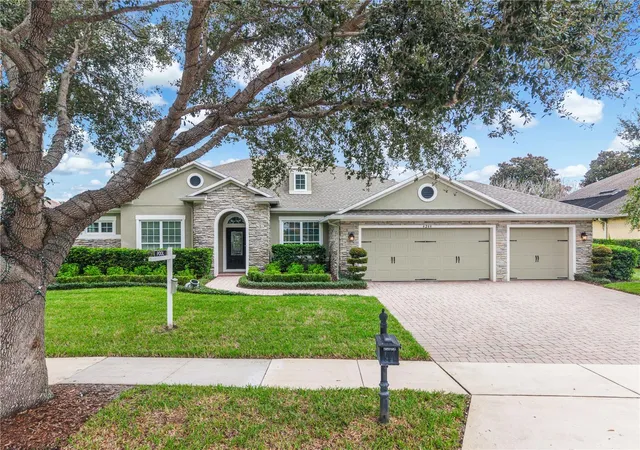 Photo 1 of Single family home for sale at 4244 Isle Vista Ave, Belle Isle, FL 32812 | MLS# O6446039 | Listing updated on 2026-10-23
