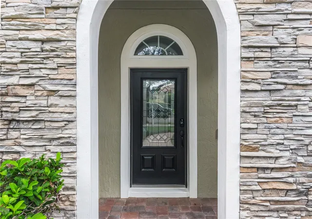 Photo 3 of Single family home for sale at 4244 Isle Vista Ave, Belle Isle, FL 32812 | MLS# O6446039 | Listing updated on 2026-10-23