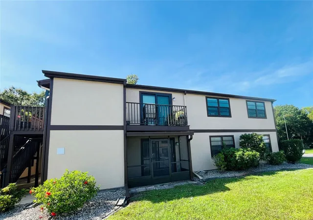 Condo for sale at 4022 Beaver Ln #800H, PORT CHARLOTTE, FL 33952 | MLS# C7531384