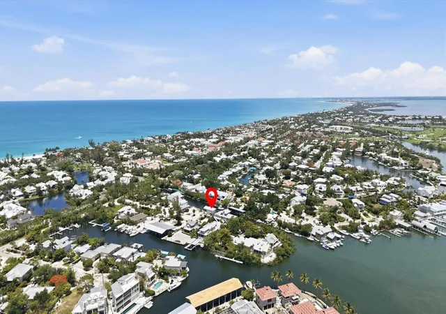 Photo 1 of Single family home for sale at 171 Damfiwill St, Boca Grande, FL 33921 | MLS# D6148984 | Listing updated on 2026-10-03