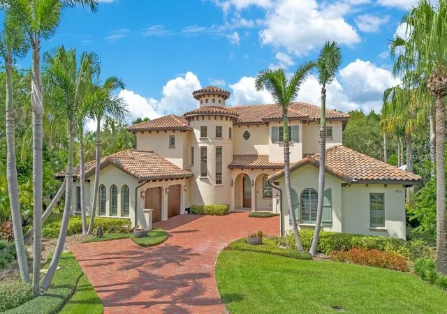 Photo 1 of Single family home for sale at 4906 Aviva Garden Ct, Windermere, FL 34786 | MLS# O6446042 | Listing updated on 2026-10-20
