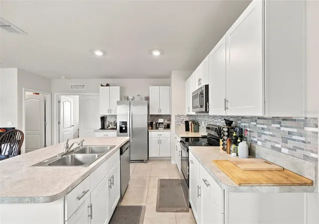 Photo 4 of Single family home for sale at 1512 Fernmeadow St, Kindred, FL 34744 | MLS# OM733130 | Listing updated on 2026-10-02