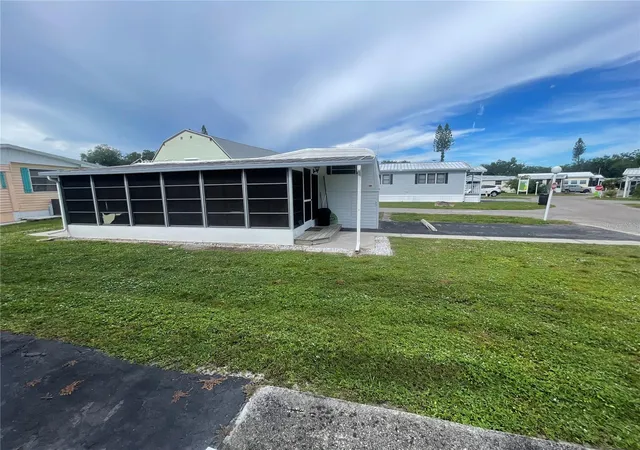 Photo 3 of Land for sale at 3275 26 Th Ave E #84, Bradenton, FL 34208 | MLS# A4707911 | Listing updated on 2026-10-02