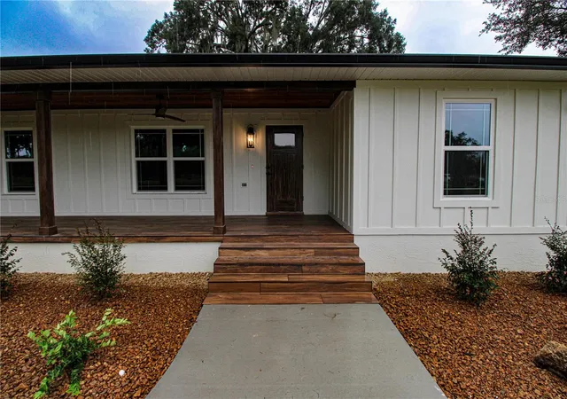 Photo 2 of Single family home for sale at 3276 County Rd 216, Oxford, FL 34484 | MLS# GC543875 | Listing updated on 2026-10-09