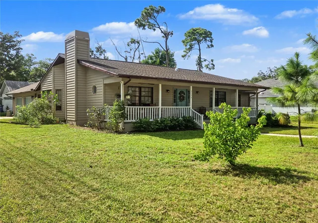 Photo 3 of Single family home for sale at 4598 Cactus Ave, Sarasota, FL 34231 | MLS# A4707912 | Listing updated on 2026-10-01