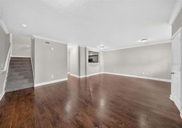 Photo 3 of Condo for sale at 204 South St #1053, Orlando, FL 32801 | MLS# O6446058 | Listing updated on 2026-09-30