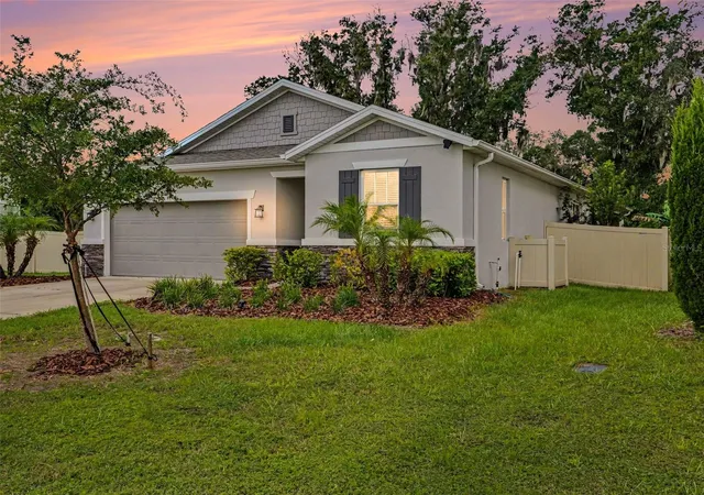 Photo 3 of Single family home for sale at 4435 Horse Crk Ln, Lakeland, FL 33811 | MLS# TB8553449 | Listing updated on 2026-10-01