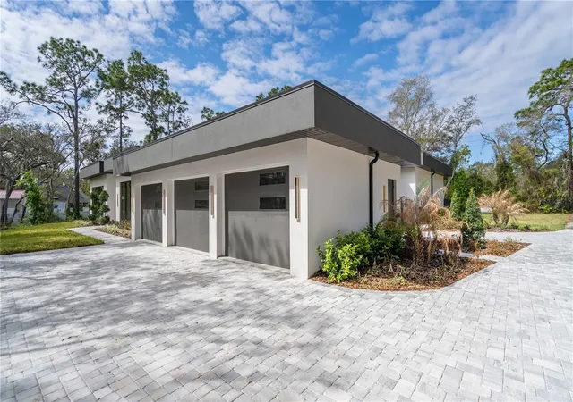 Photo 4 of Single family home for sale at 1447 Bird Rd, Winter Springs, FL 32708 | MLS# O6446070 | Listing updated on 2026-10-01