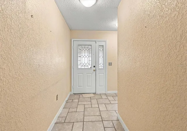 Photo 4 of Single family home for sale at 2740 Bay Lagoon Way, Tavares, FL 32778 | MLS# G5118442 | Listing updated on 2026-10-01