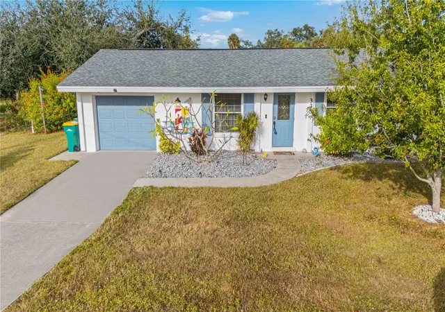 Photo 2 of Single family home for sale at 333 Hile Ln, Punta Gorda, FL 33982 | MLS# C7531387 | Listing updated on 2026-09-30