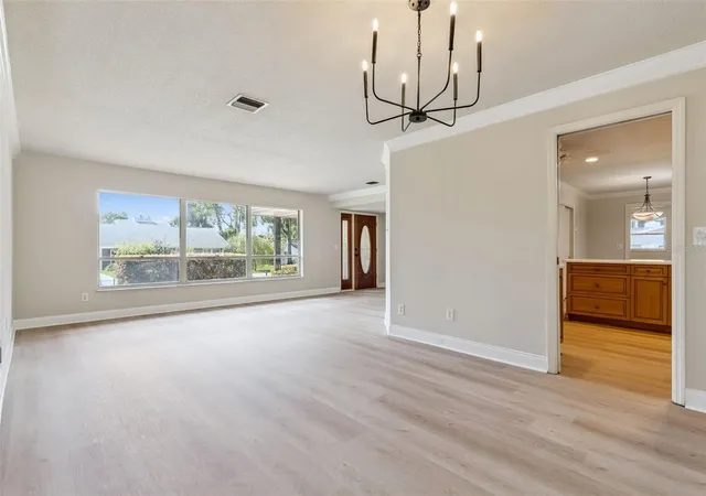 Photo 1 of Single family home for sale at 1417 Noble St, Longwood, FL 32750 | MLS# O6446074 | Listing updated on 2026-10-05