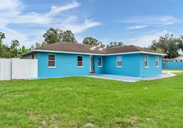 Photo 3 of Single family home for sale at 3605 Ewell Rd, Lakeland, FL 33811 | MLS# L4965453 | Listing updated on 2026-10-02