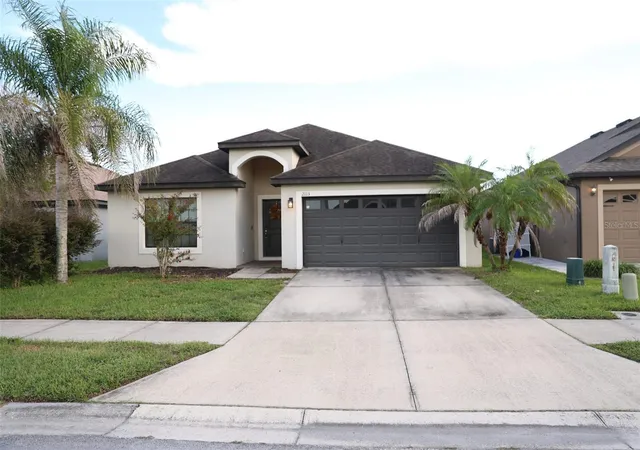 Photo 1 of Single family home for sale at 2113 Geneva Dr, Lakeland, FL 33805 | MLS# L4965454 | Listing updated on 2026-10-11