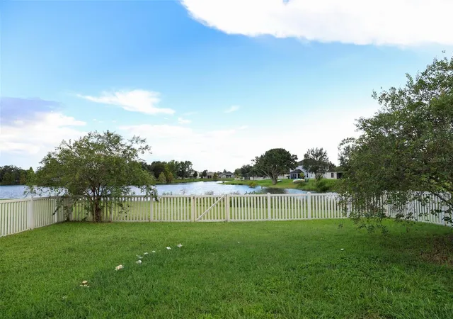 Photo 4 of Single family home for sale at 2113 Geneva Dr, Lakeland, FL 33805 | MLS# L4965454 | Listing updated on 2026-10-11