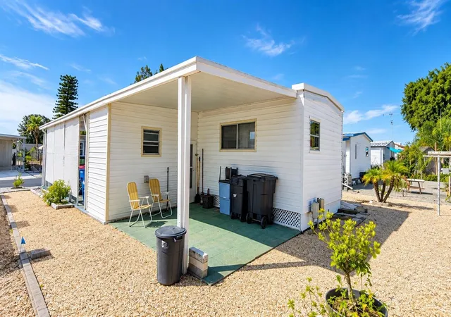 Photo 3 of Manufactured home for sale at 3517 Tiki Dr W, Holiday, FL 34691 | MLS# TB8553459 | Listing updated on 2026-10-05