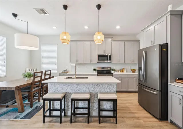 Photo 2 of Single family home for sale at 7584 Summerlake Groves St, Winter Garden, FL 34787 | MLS# O6446076 | Listing updated on 2026-10-02