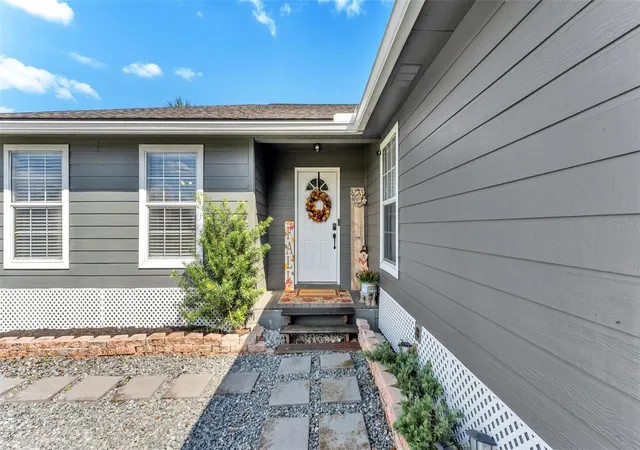 Photo 2 of Single family home for sale at 1557 Starling Rd, Eagle Lake, FL 33839 | MLS# L4965455 | Listing updated on 2026-10-03
