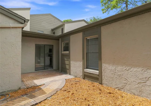 Photo 3 of Townhouse for sale at 419 Meadowood Blvd, Fern Park, FL 32730 | MLS# O6446082 | Listing updated on 2026-10-02