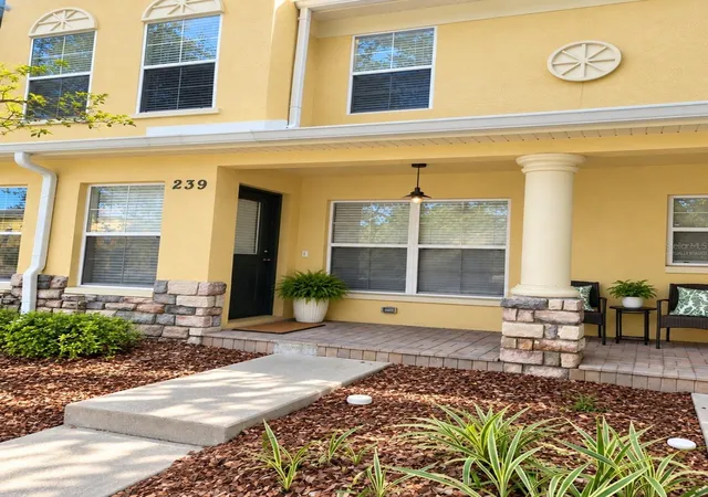 Photo 2 of Townhouse for sale at 239 Castlekeeper Pl, Valrico, FL 33594 | MLS# TB8553468 | Listing updated on 2026-10-06