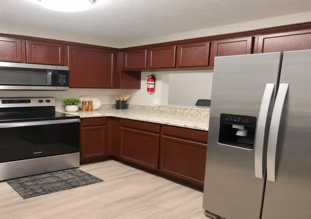 Photo 3 of Townhouse for sale at 239 Castlekeeper Pl, Valrico, FL 33594 | MLS# TB8553468 | Listing updated on 2026-10-06