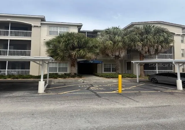 Condo for sale at 3025 Greystone Loop #302, KISSIMMEE, FL 34741 | MLS# O6446083