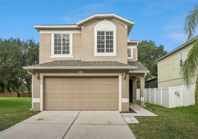 Single family home for sale at 2020 Portcastle Cir, WINTER GARDEN, FL 34787 | MLS# O6446086