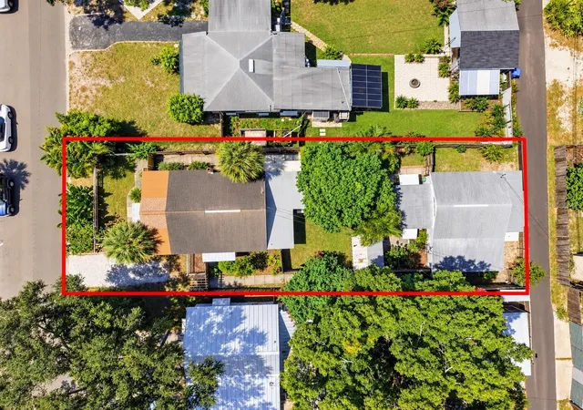 Photo 3 of Single family home for sale at 1751 29th Avenue N, Saint Petersburg, FL 33713 | MLS# TB8553475 | Listing updated on 2026-10-04