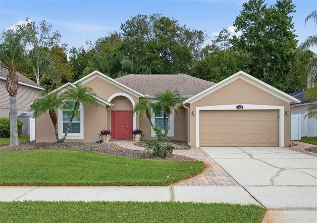 Photo 1 of Single family home for sale at 1362 Twin Rivers Blvd, Oviedo, FL 32766 | MLS# O6446090 | Listing updated on 2026-10-07