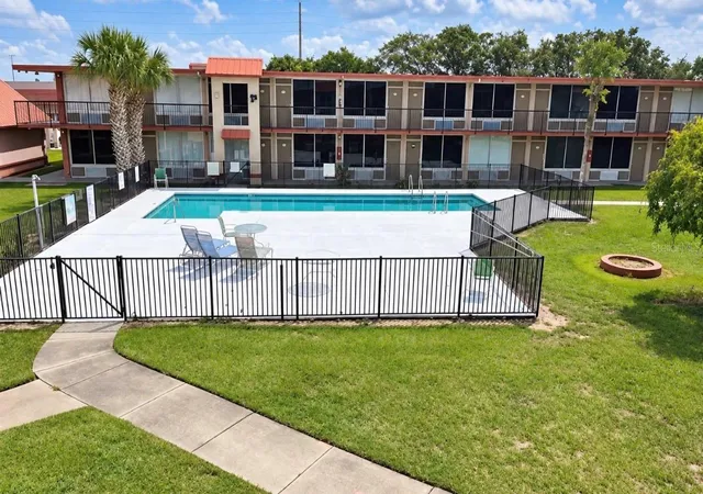 Condo for sale at 43420 Highway 27 #259, DAVENPORT, FL 33837 | MLS# P4940037