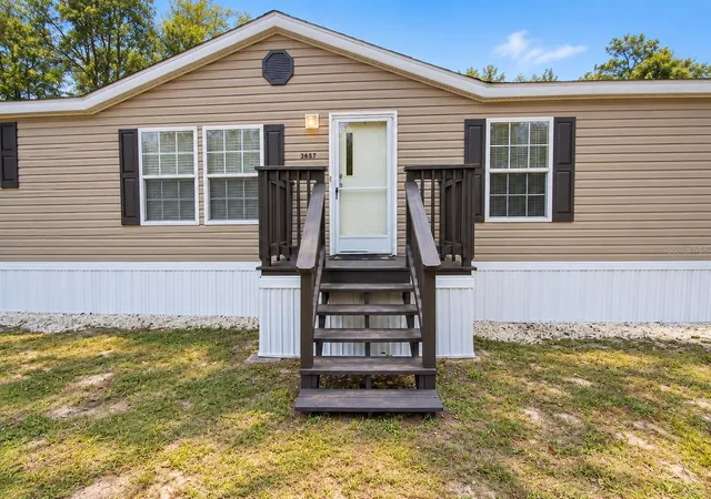 Photo 3 of Manufactured home for sale at 3657 E Flint Ln, Inverness, FL 34452 | MLS# G5118447 | Listing updated on 2026-10-09