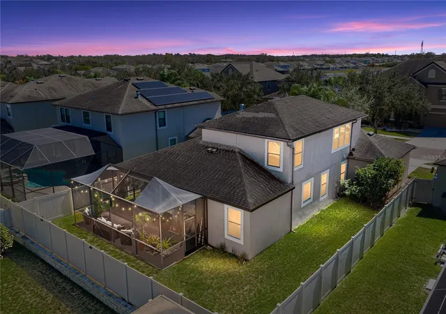 Photo 4 of Sale Pending at 11510 Sand Stone Rock Dr, Riverview, FL 33569 | MLS# TB8553485 | Listing updated on 2026-10-01