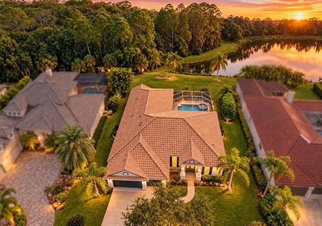 Photo 1 of Single family home for sale at 9420 Royal Calcutta Pl, Bradenton, FL 34202 | MLS# A4707927 | Listing updated on 2026-10-07