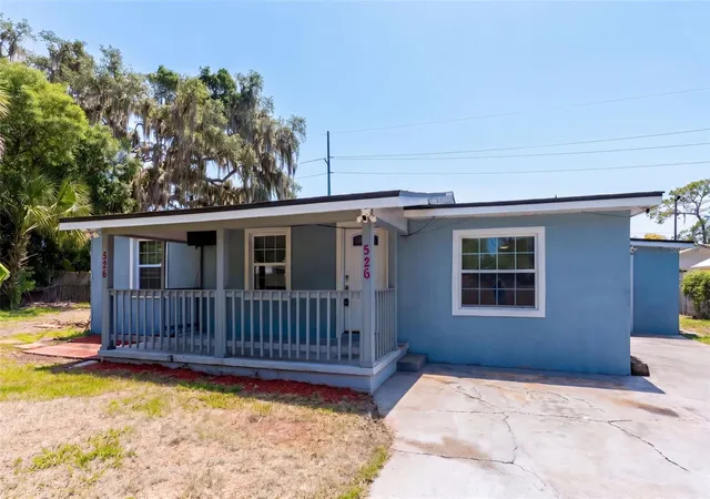 Photo 1 of Single family home for sale at 526 E Jessup Ave, Longwood, FL 32750 | MLS# O6446097 | Listing updated on 2026-10-08